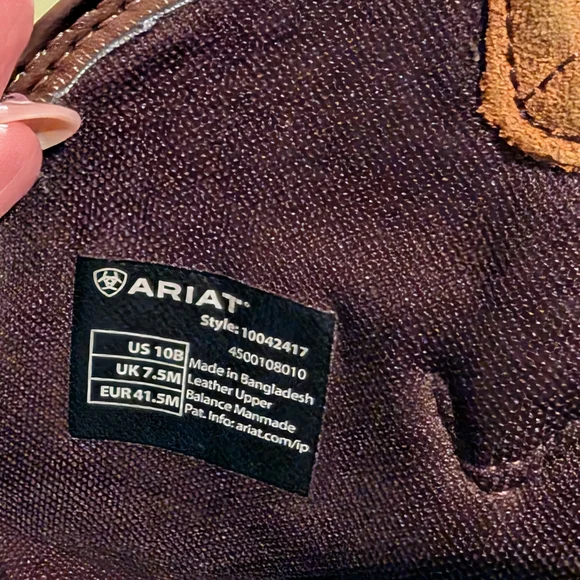 Tan Suede Western Boots with Embroidery - Picture 7 of 10